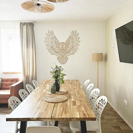 Wilk I Sowa Holiday home Zalakowo